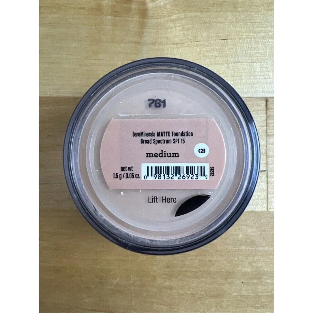 bareMinerals Powdered Matte Foundation SPF15‎ Medium C25 1.5g (mini)